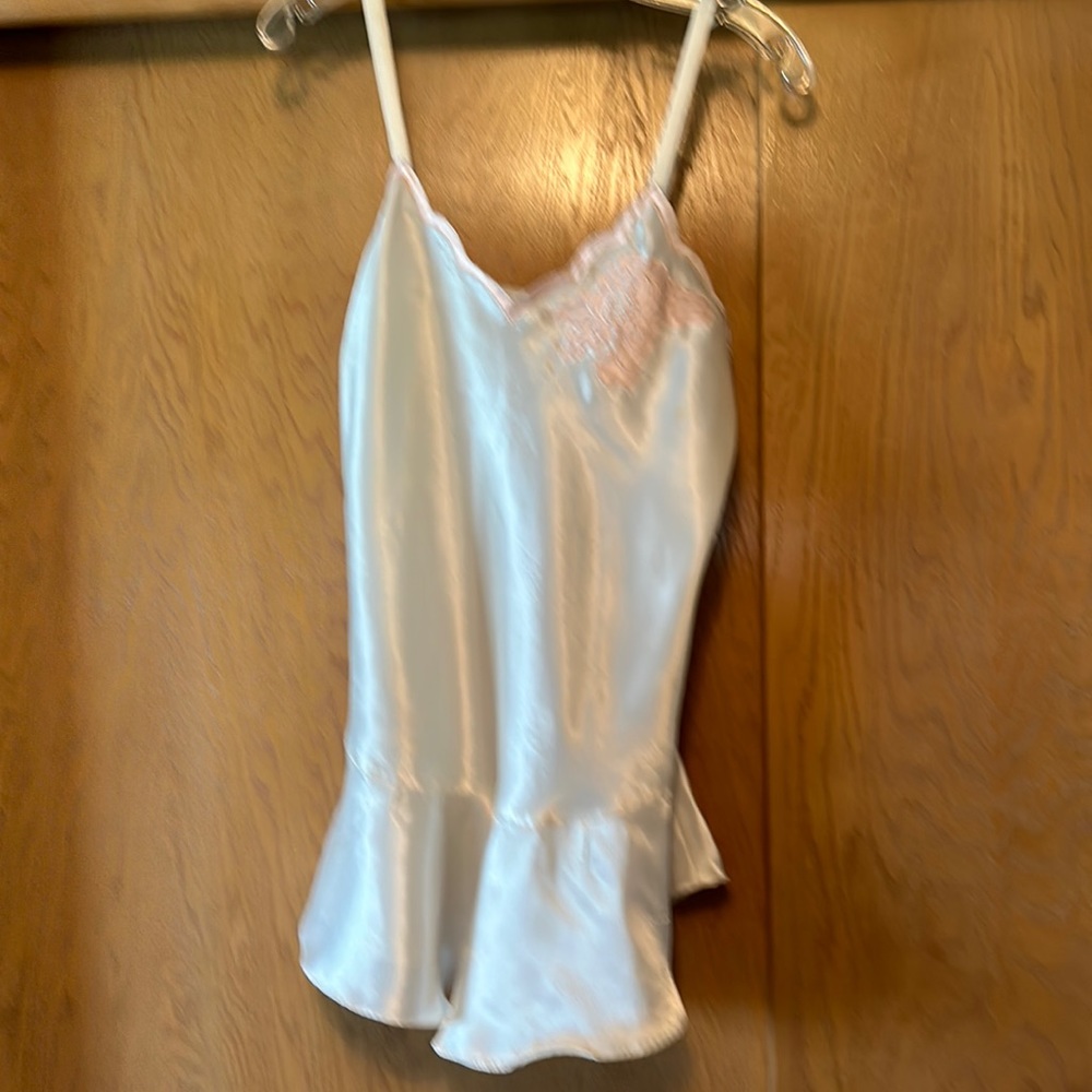 Victoria’s Secret white large